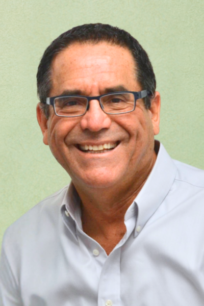 Photo of Javier Bustamante